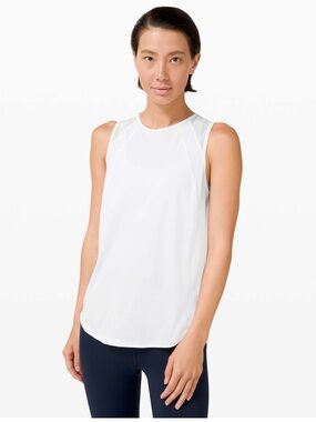 Lululemon Sculpture Tank Size 6 - White